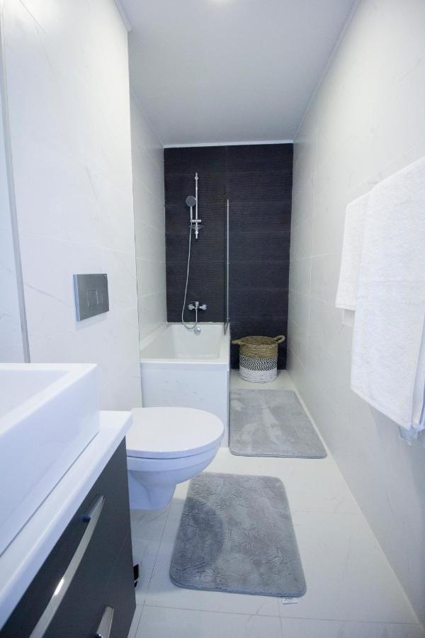 3 Rooms A502 Stayinn By Cosmopolis Bucharest Luaran gambar